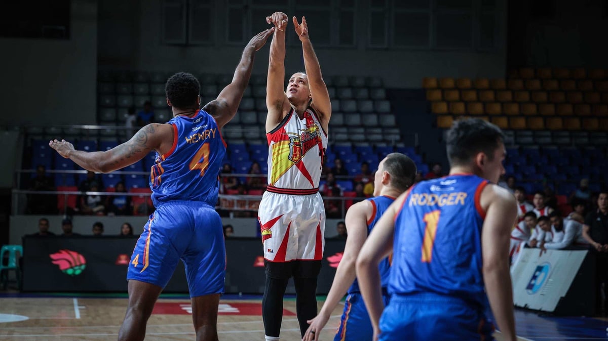 Lassiter becomes No. 2 in PBA three-point shooting list